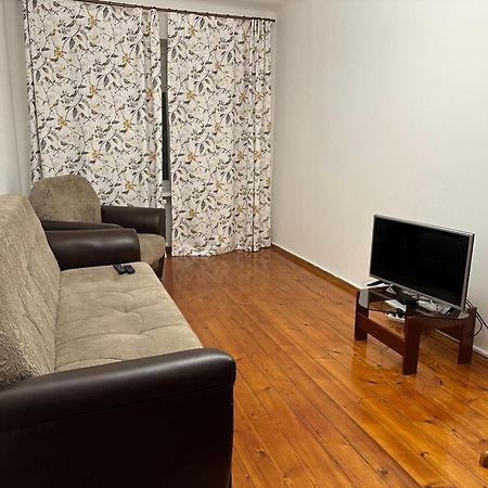 Апартаменты Cosy flat in the city center Бишкек Экстерьер фото