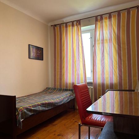 Апартаменты Cosy flat in the city center Бишкек Экстерьер фото