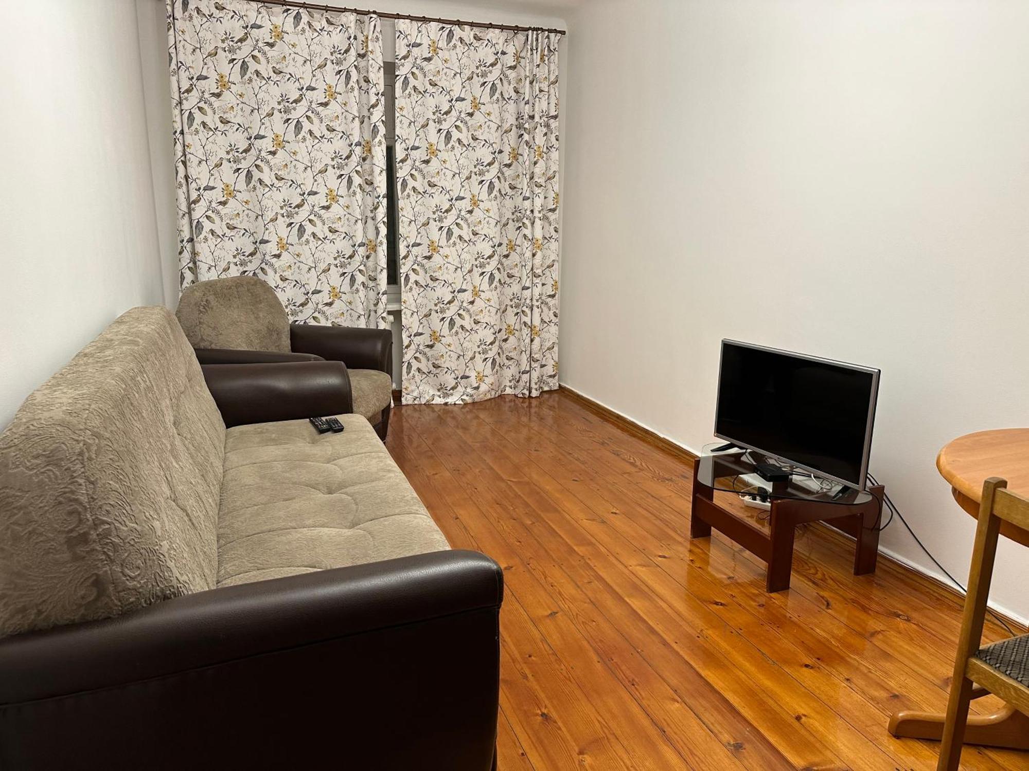 Апартаменты Cosy flat in the city center Бишкек Экстерьер фото